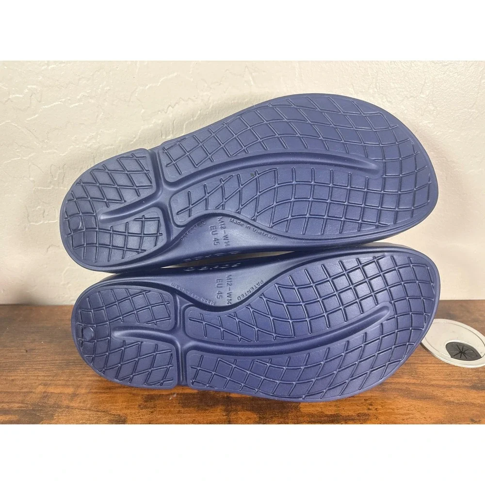 OOFOS OOahh Slide Sandals Navy Blue Mens 12 Womens 14 Recovery Footwear